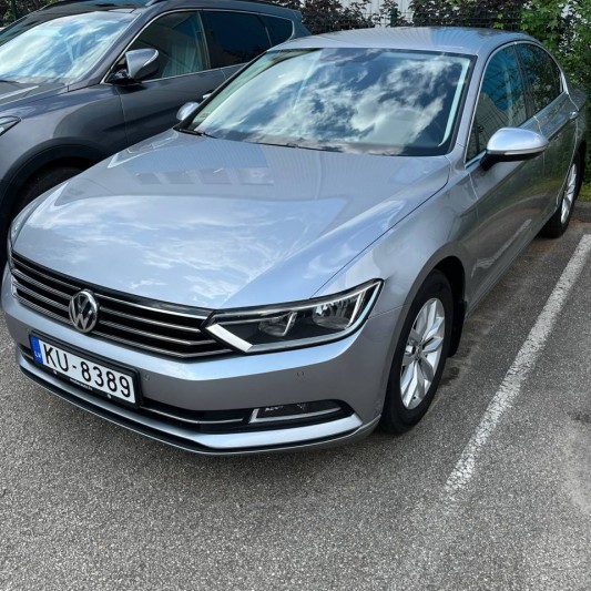 VW Passat